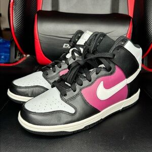*SAMPLE* Womens Nike Dunk High